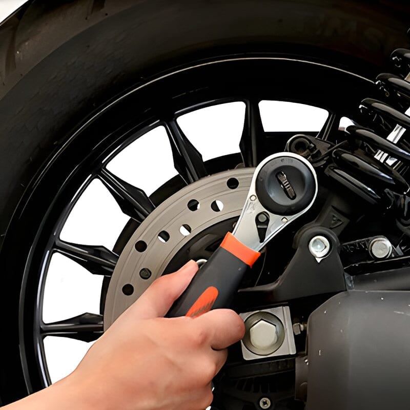 360° adjustable ratchet wrench for all your bolts 