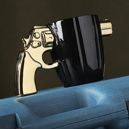 超オリジナルなピストルハンドル付きデザインカップ 