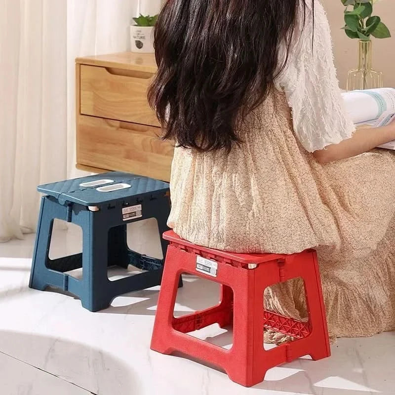 Tabouret pliable stable et facile à transporter