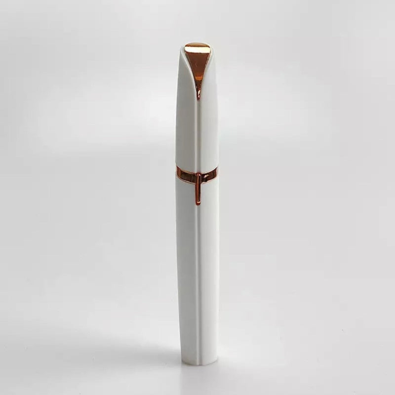 Épilation précise et indolore pour sourcils nets